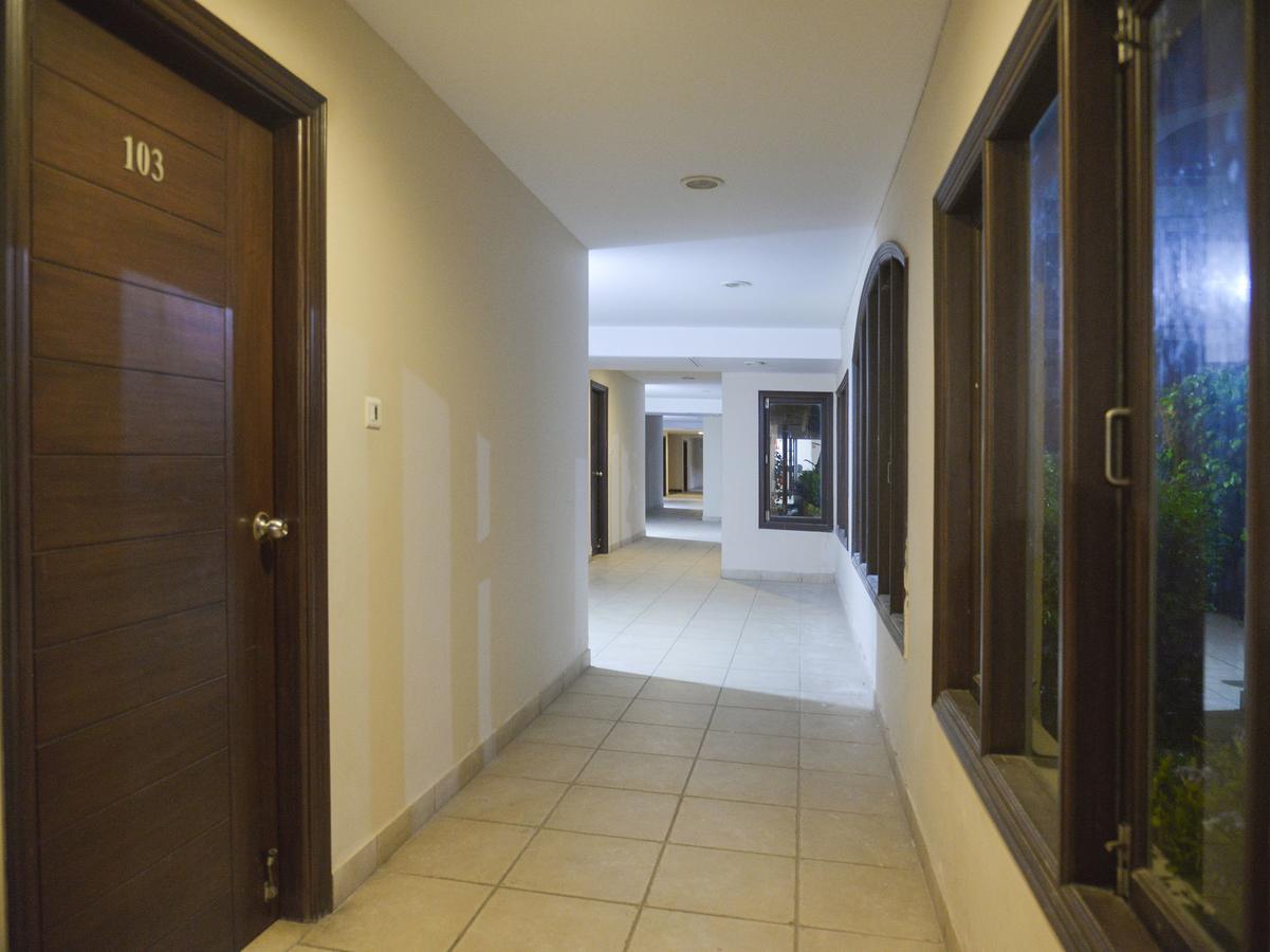 Oyo 15149 Hotel Ajoy Minar 曼达莫尼 外观 照片
