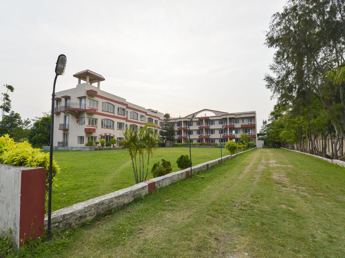 Oyo 15149 Hotel Ajoy Minar 曼达莫尼 外观 照片