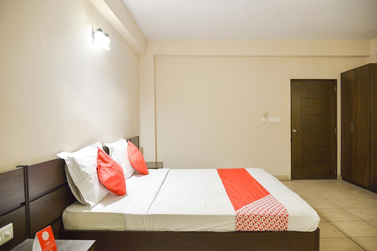 Oyo 15149 Hotel Ajoy Minar 曼达莫尼 外观 照片