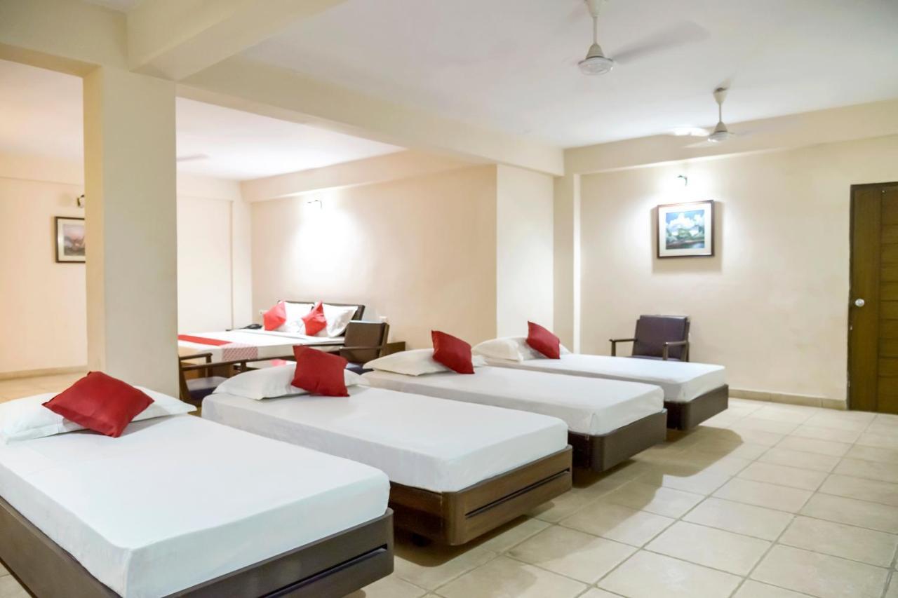 Oyo 15149 Hotel Ajoy Minar 曼达莫尼 外观 照片